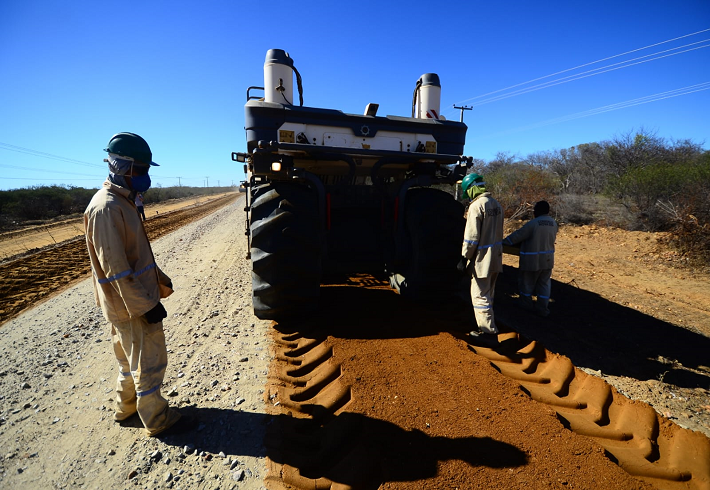 PHOTO 1 obra em andamento PE 550