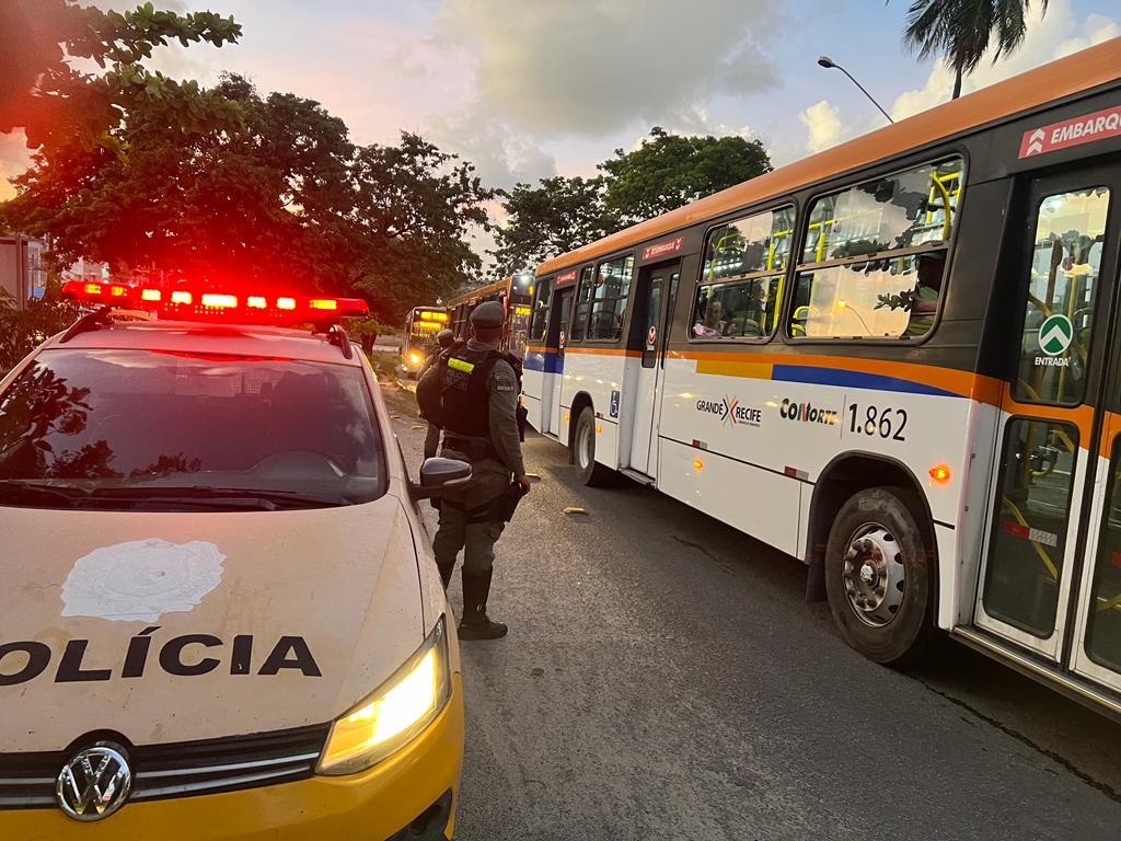 ae5fbc4c 4f00 4a36 a0b9 11ec859c6515