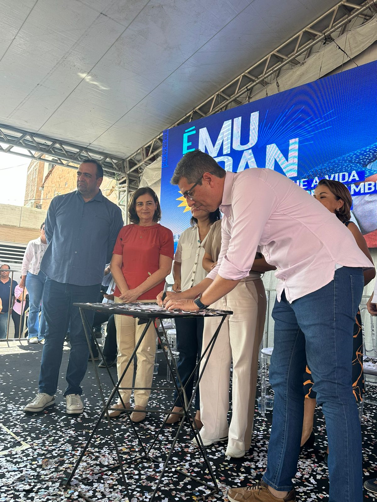 fe2f3b3f 265b 482a 98f4 bab71eb795a1