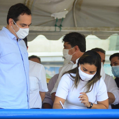 foto Fernandha autorizando conserva sinalização PE 071